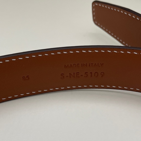 Celine Triomphe Tan Leather Belt with Gold Accent - Picture 4 of 5